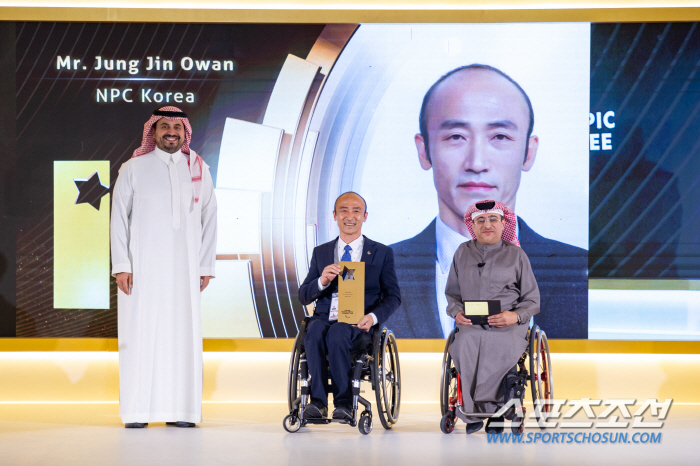 정진완 장애인체육회장 APC 亞훈장X이영주 사이클 감독 亞우수지도자상 '…