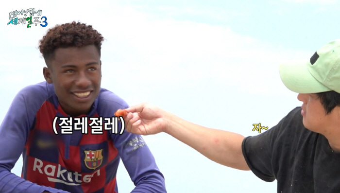 기안84, 날생선으로 웃길 줄이야...'태계일주3' 첫방부터 '연예대상'…