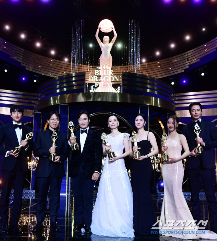 [청룡영화상] "중요한 것은 꺾여도 그냥 하는 마음"…작품상 '밀수'→김혜수 '엔딩크레딧'(종합)