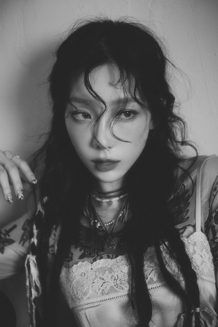 [공식] 태연, 여전한 '믿듣탱' 파워…'투 엑스' 글로벌 차트 1위