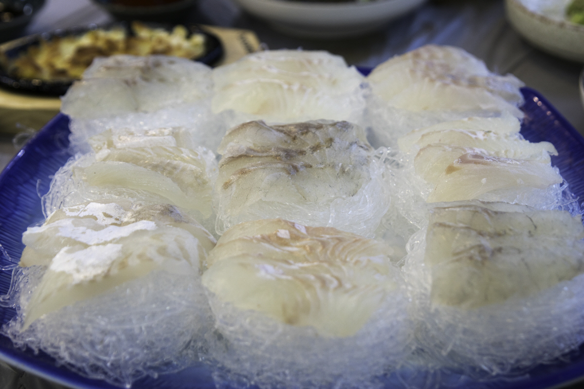 시어머니가 직접 차려준 첫 생일상인데…음식에 손 안 댄 며느리의 사연