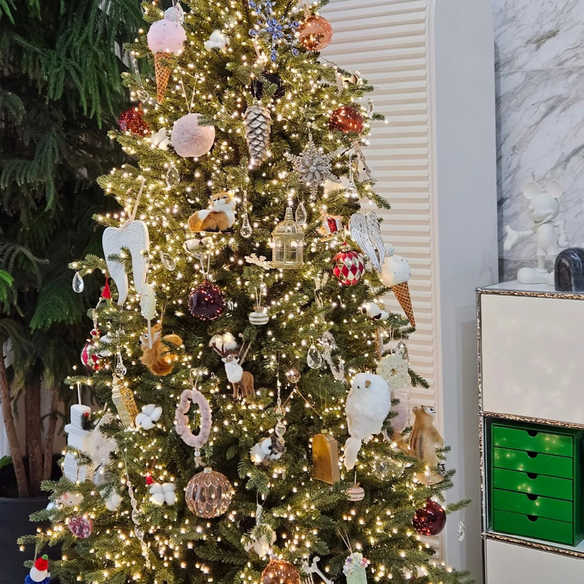 '백종원♥' 소유진, 럭셔리 자택 자랑..대형트리·미술관급 작품 '3남매…