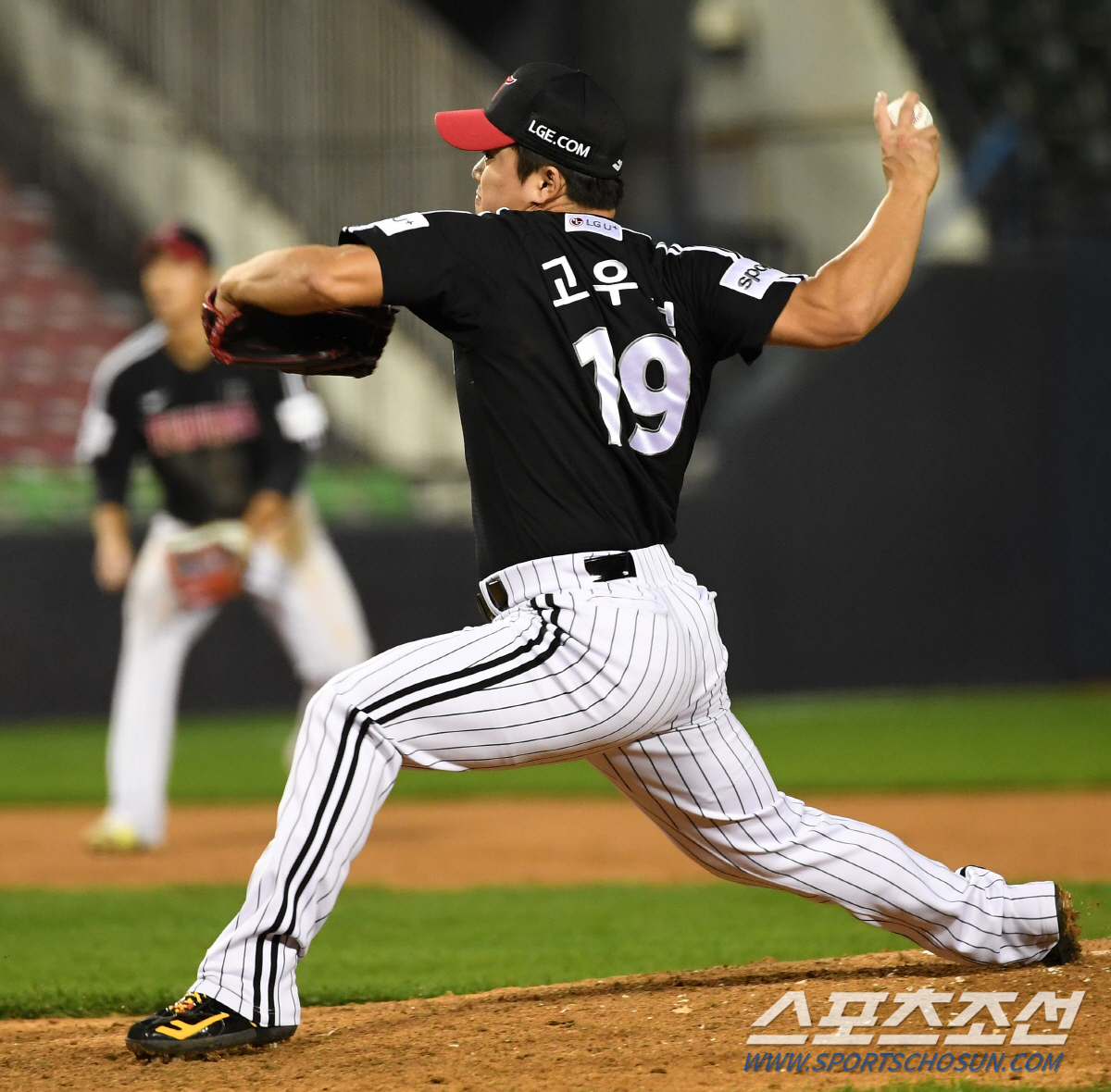 '98마일 韓최고 마무리' 미국 온다, "LAD, STL에 필요한 파이어…