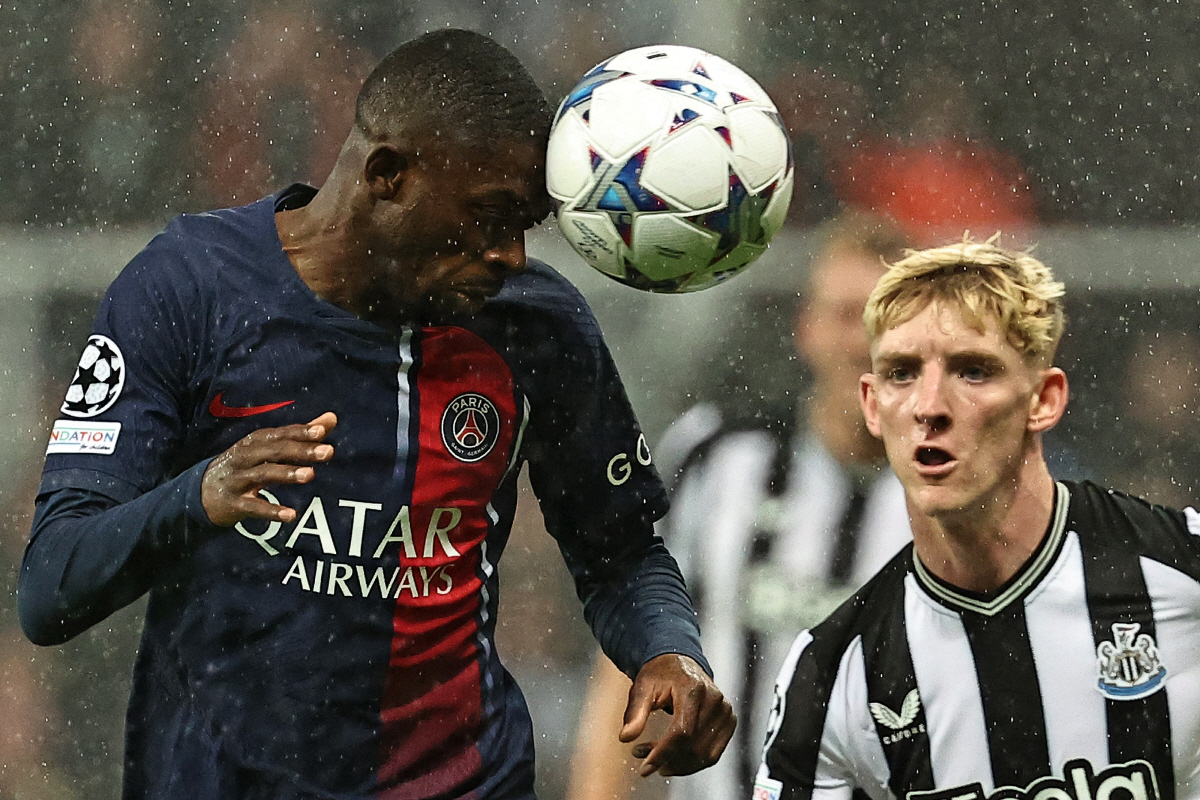 '이강인 자리도 없는데'...PSG 감독, '710억 공격수'는 특급 신…