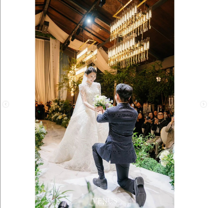'박준규 시父 됐다'…박종찬♥이은지, 결혼식 공개 "행복하게 살게요" […