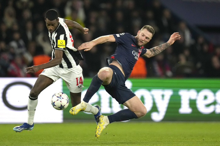 [UCL현장리뷰]'음바페 PK동점골' PSG, 뉴캐슬과 1대1. 이강인 …
