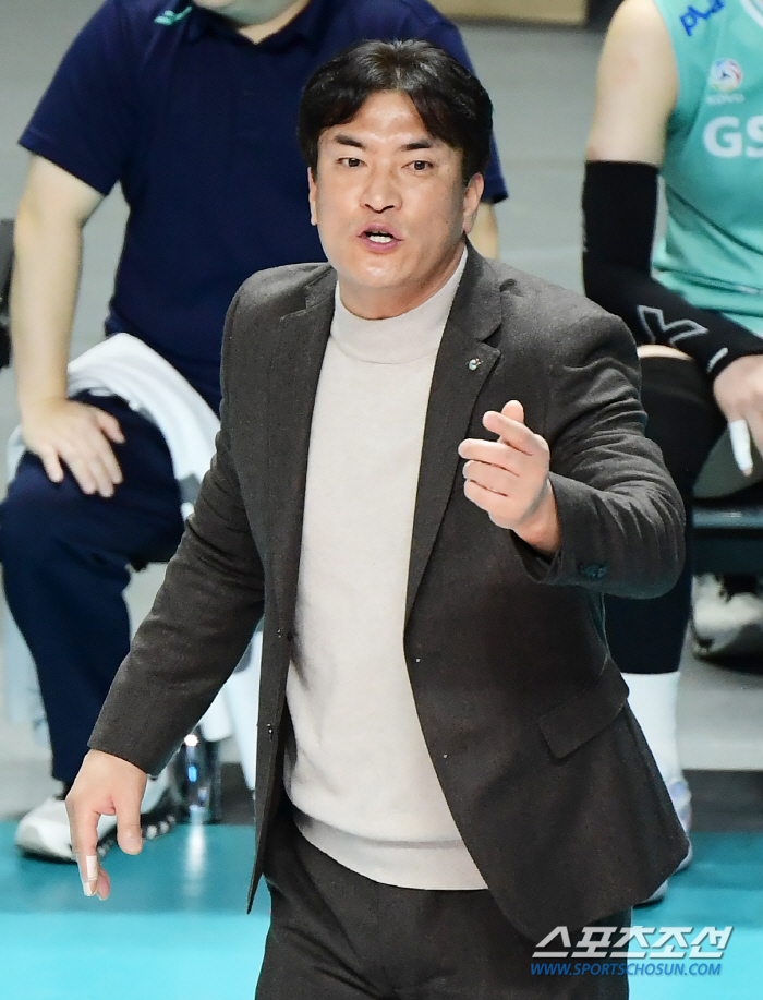'2위와 승점 1점차' GS칼텍스 차상현 감독 "선수들 대견하게 잘 버텨…