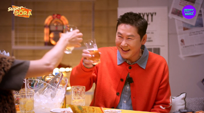 "우리 헤어진 게 2000년" 신동엽X이소라, 23년 만 재회→러브샷까지…