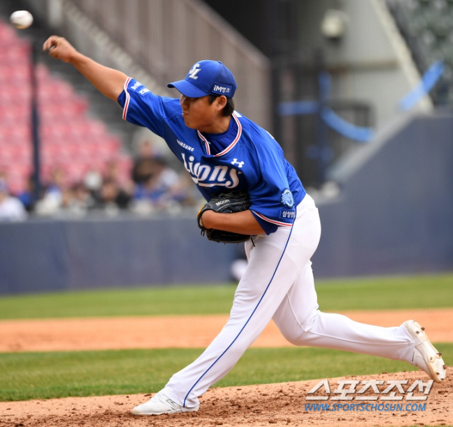 2023 KBO리그 시범경기 두산 베어스와 삼성 라이온즈의 경기가 25일 잠실에서 열렸다. 삼성 문용익이 역투하고 있다. 잠실=박재만 기자 pjm@sportschosun.com/2023.03.25/