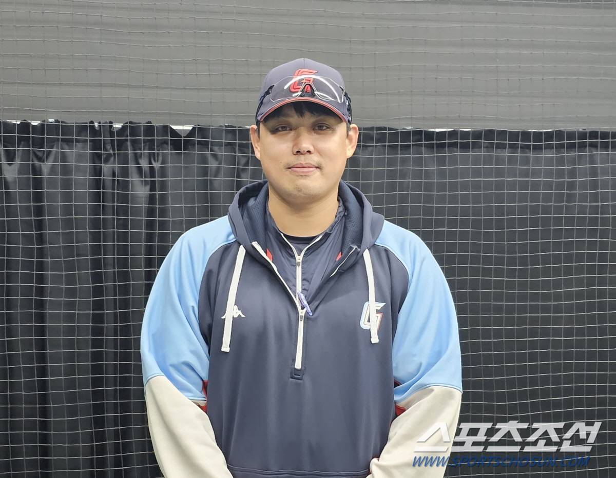 "나균안 투수전향? 롯데라서 성공했다" 보상선수 실패→2m 거인의 새출발…