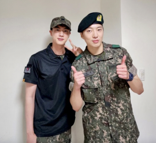 "BTS 진도 놀란 적응력" 위너 강승윤, 군대서 각종 상 '싹쓸이'