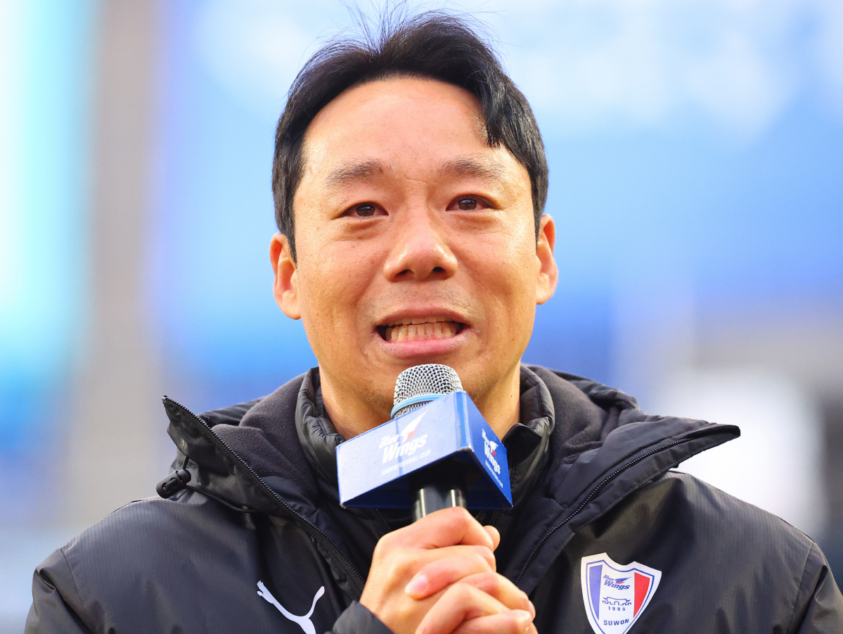 [현장인터뷰]강등에 눈물 속죄, 염기훈 수원 대행 "팬들께 죄송, 후회는…