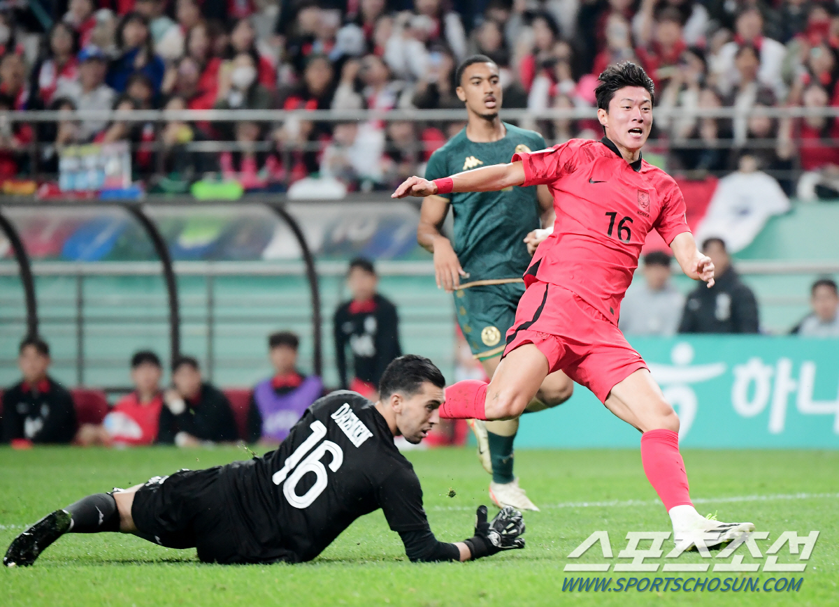 "축구계 섹스테이프 논란 최신판" 황의조, 설상가상 햄스트링 부상으로 '…