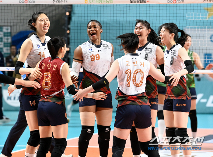 아시아쿼터 선수 빠져도 2,3위 셧아웃 승리…"밸런스가 좋았던 경기" 사…