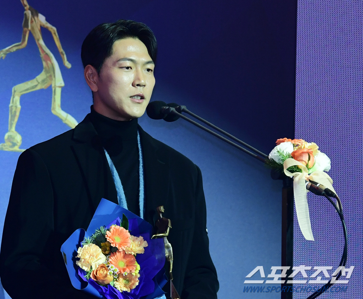 [K리그 대상]'영원한 바늘과 실' MVP 김영권·감독상 홍명보 '울산 …