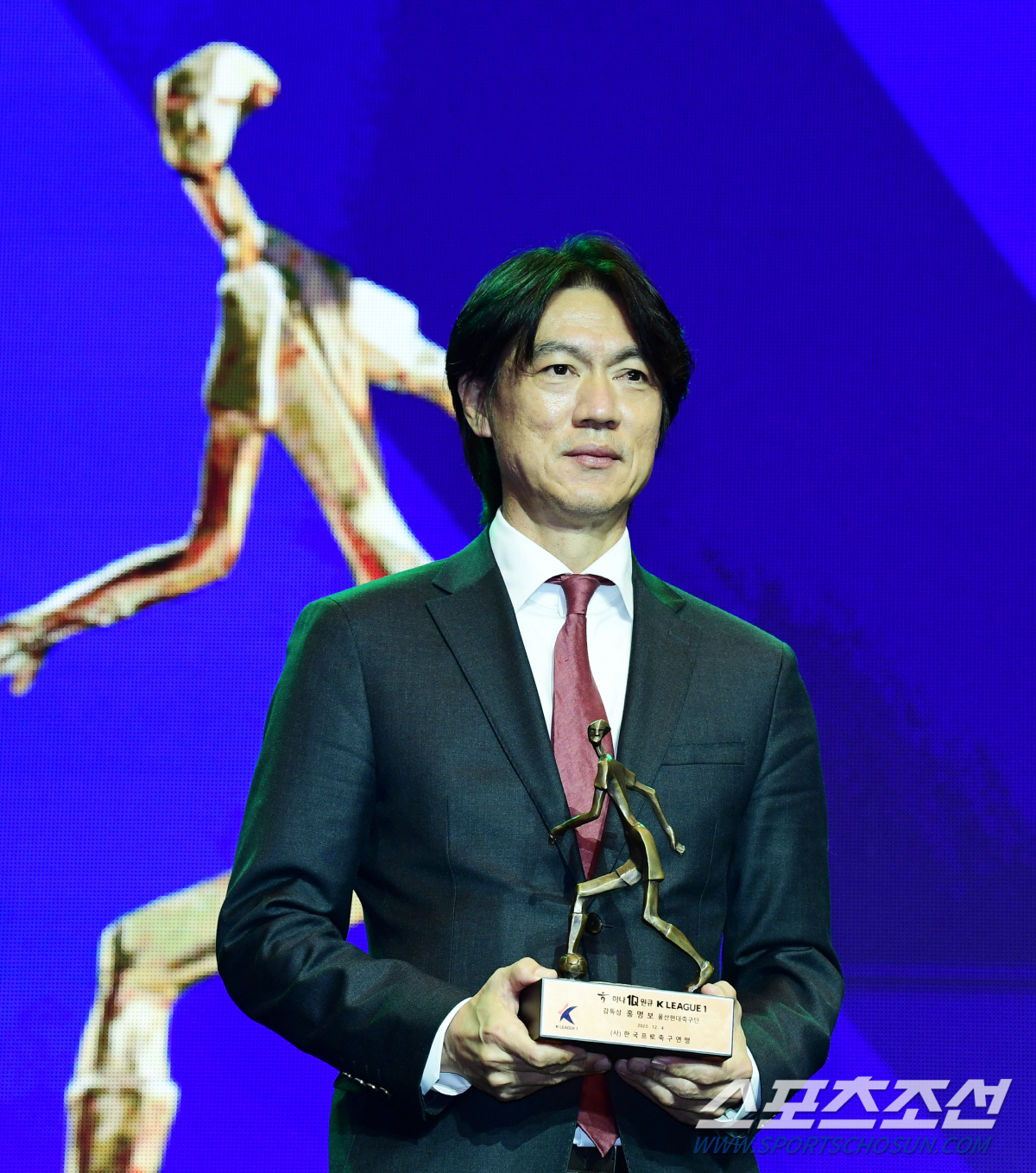 16년 전 소년 김영권의 꿈, K리그 '최고의 별'로 우뚝…그의 옆에는 …