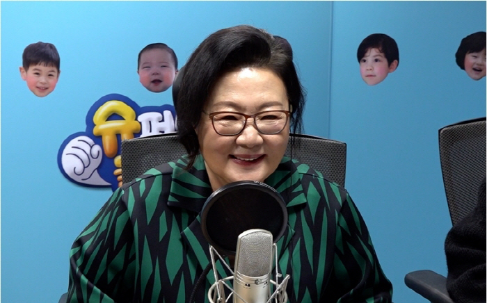 '국민엄마' 김해숙 "母 필요한 시기에 일해..아직도 미안한 감정"('슈…