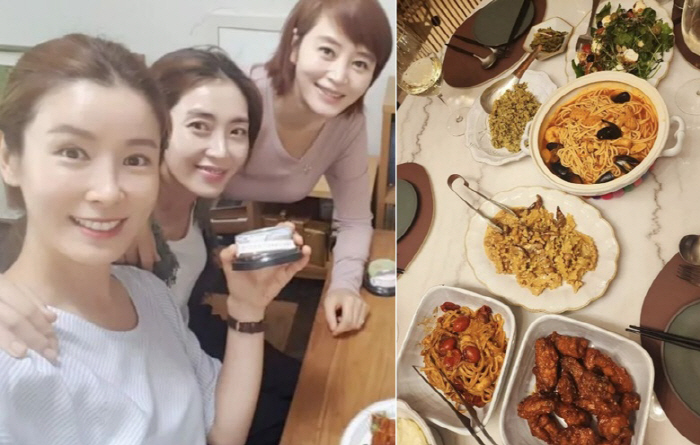 김혜수→송윤아, 여배우들도 배달음식 못 참지…'시상식 라인업' 연말 파티