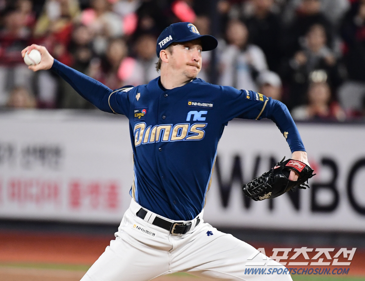 3명에게 53억인데 어떻게 130억을 이기나. 트리플 크라운+MVP 'M…