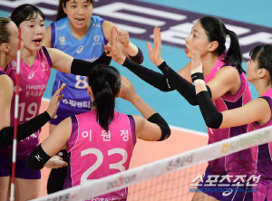 개인통산 7번째 MVP, '18년 차' 굳건한 배구 황제…