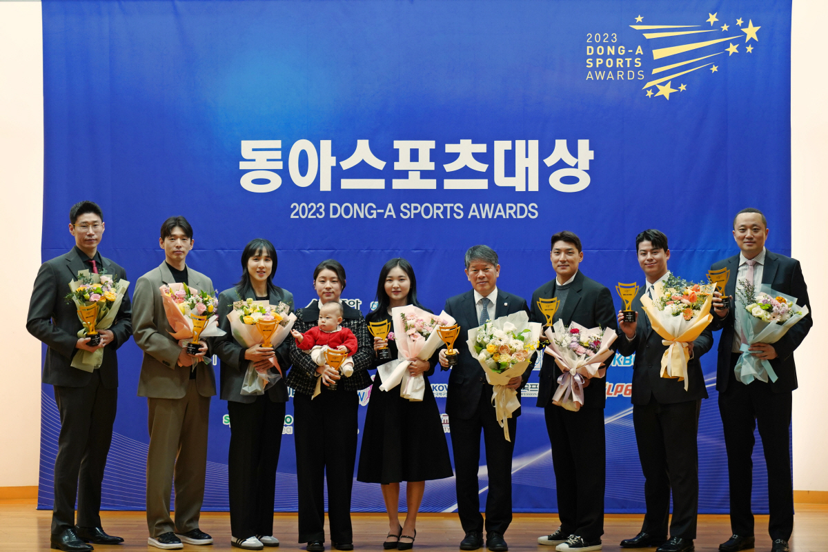 스페셜올림픽코리아 이용훈 회장, '2023 동아스포츠대상' 특별상 수상
