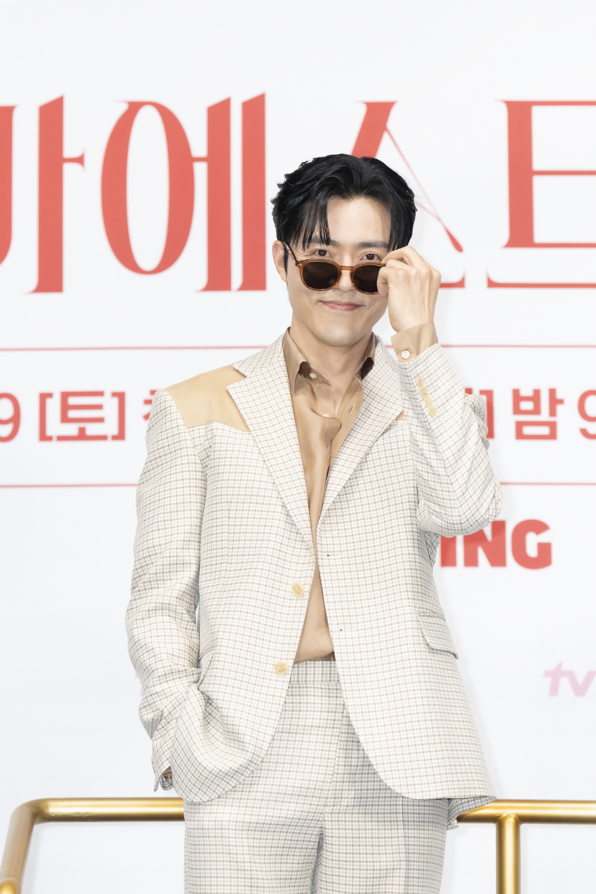 '마에스트라' 이무생 "이영애와 첫 촬영 부담됐는데, 속으로 '너나 잘하…