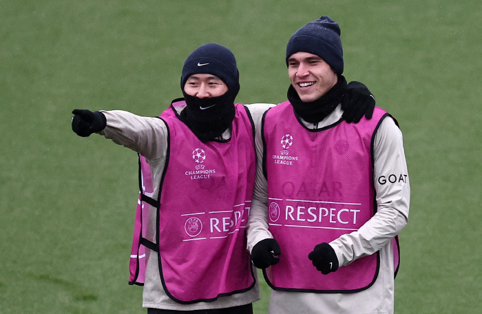 '이강인이 평가 뒤집을까' PSG, 돌문전 앞두고 중원 혹평 "한 번도 …