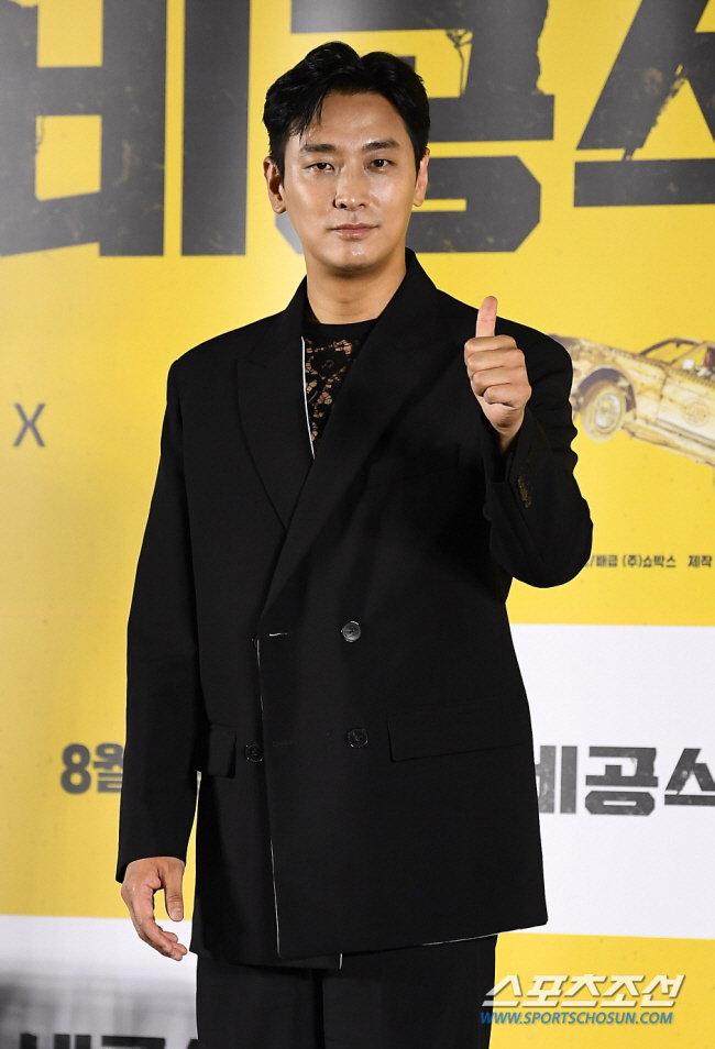 주지훈, 3년만에 '4억→58억' 벌었다…소속사 합병에 지분가치 '훌쩍'