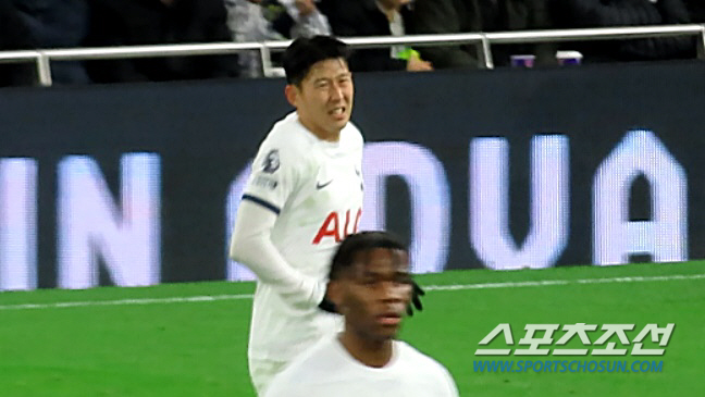 [EPL현장인터뷰]손흥민 웨스트햄전 끝난 후 "조금 아프다. 내일 상황을…