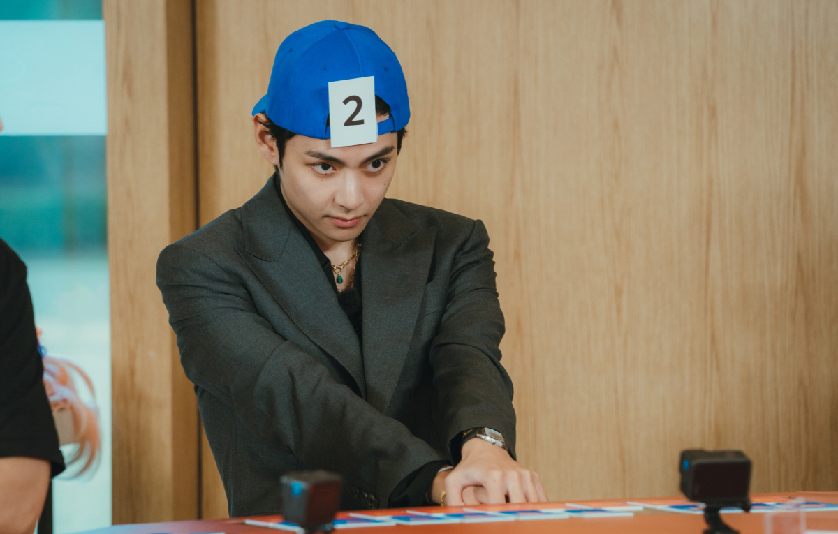 ‘될놈 될의 정석’ 뷔 X ‘불운의 아이콘’ 유승호, 역대급 카드게임 '…