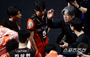 '셧아웃 완패' OK금융그룹 오기노 감독 
