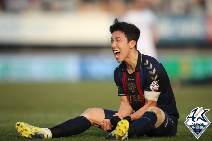 '1-2→6-4' 역대급 120분 혈투 끝 대역전·잔류 드라마 쓴 수원F…