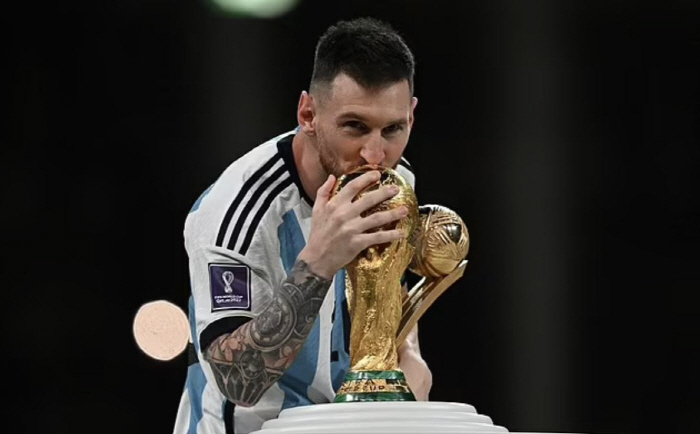 '메시가 사골뼈냐?' FIFA회장 논란발언, "(47세)메시가 2034 …