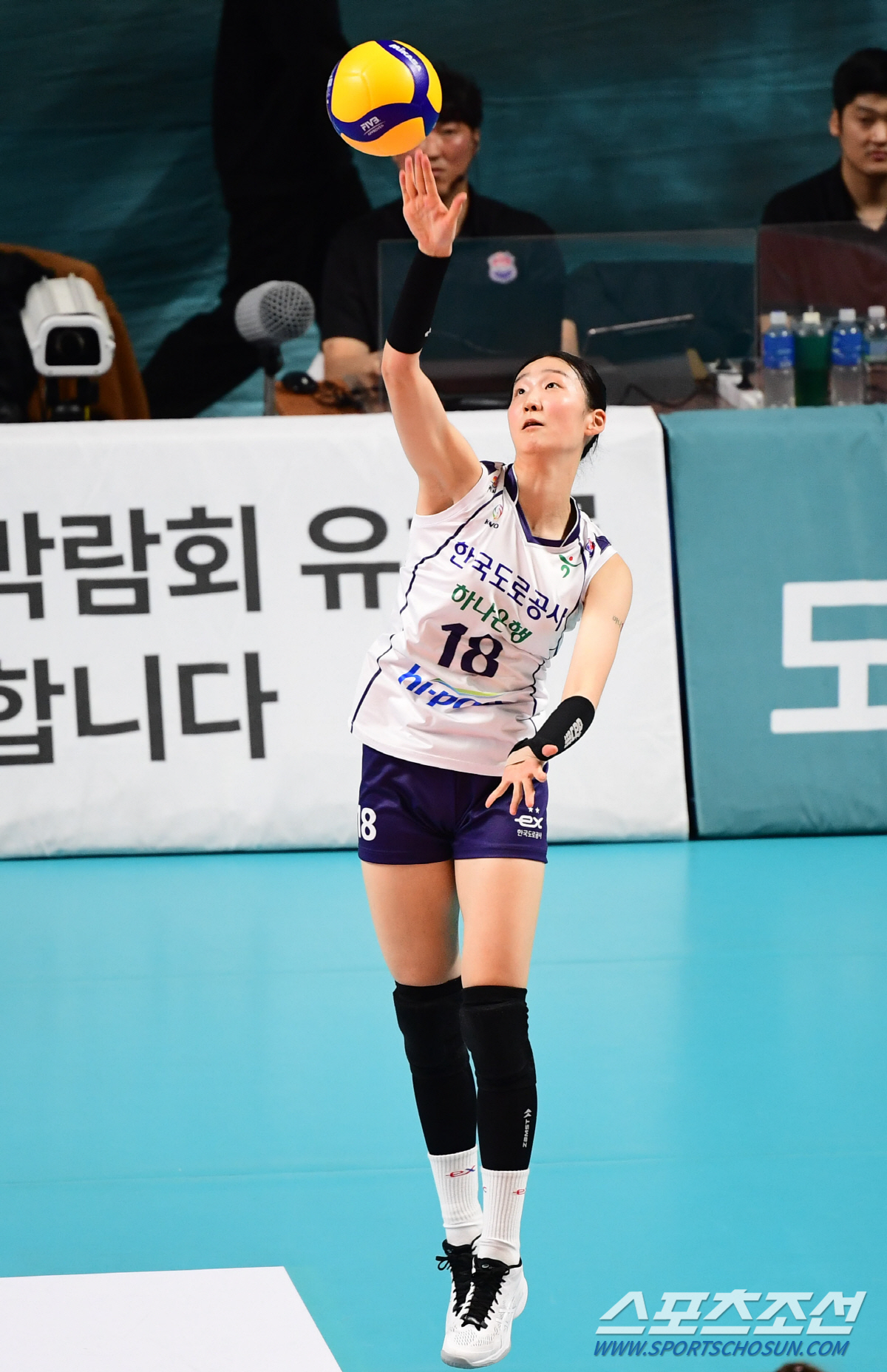 "라인업을 바꿨다" 도로공사, 4연패 탈출 위한 몸부림 [김천브리핑]