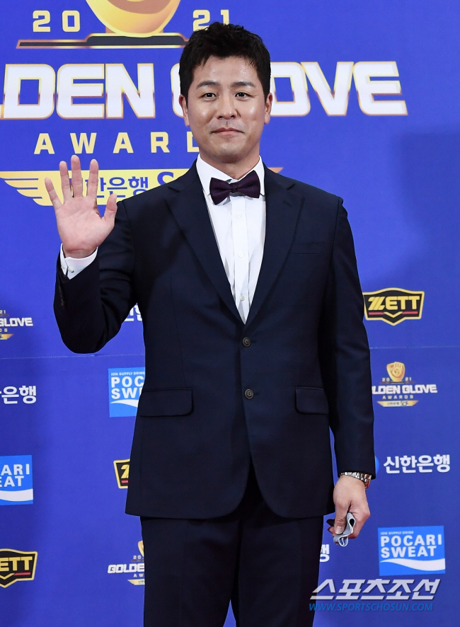 '우승 프리미엄' 있어도 버겁다. 12년간 철옹성 '양+강'…새 역사 이…