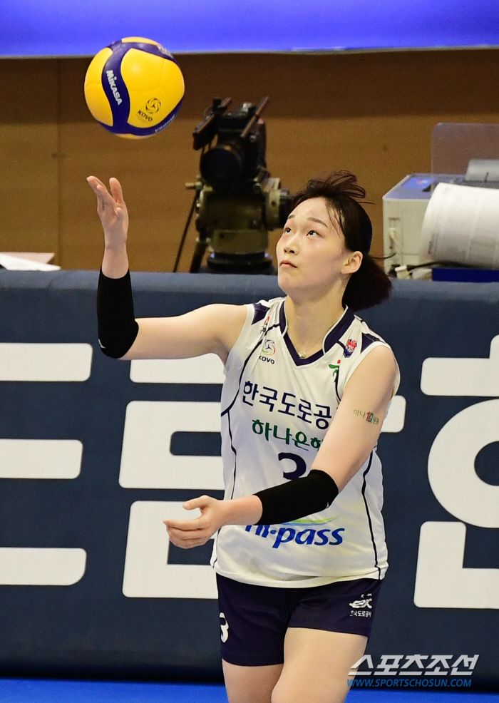 "라인업을 바꿨다" 도로공사, 4연패 탈출 위한 몸부림 [김천브리핑]