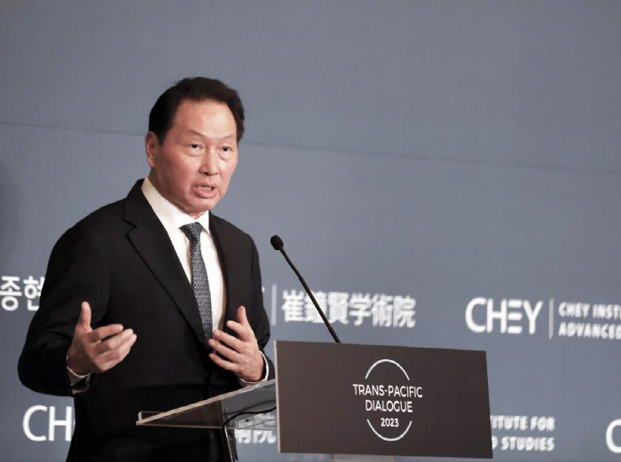 최태원 SK 회장, 글로벌 현장경영 박차…"글로벌 시장 역학관계 변화, …