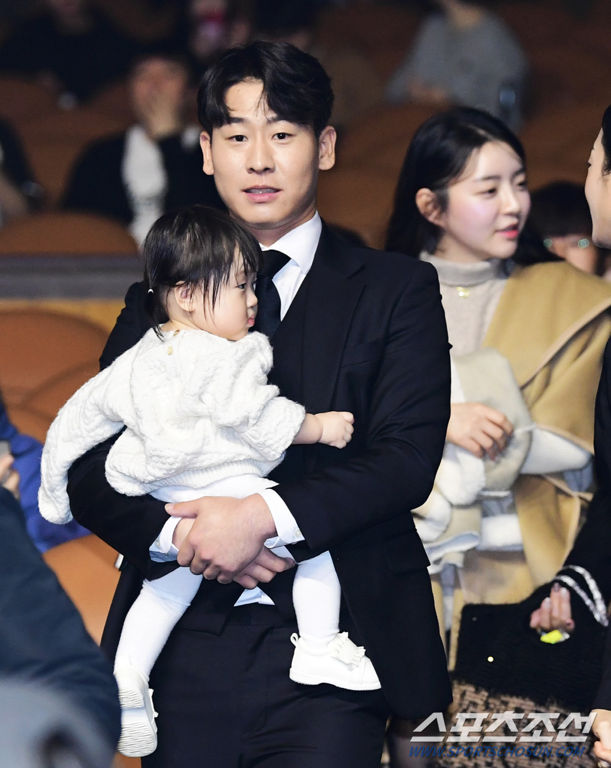 "자리를 빛내주면 좋을 것 같아서..." 황금장갑보다 더 빛난 2위. 3…