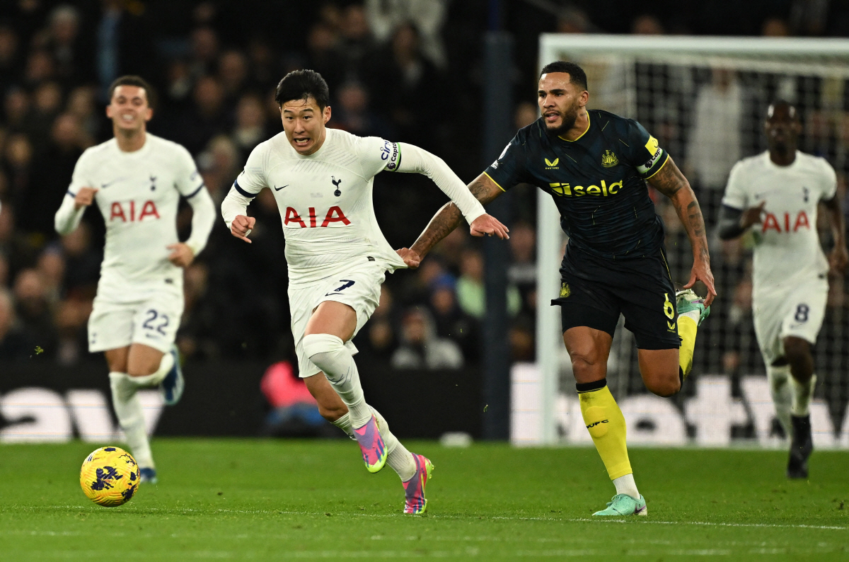 '코리안가이들 EPL 접수' 손흥민, 올 시즌 '최고의 피니셔'...황희…