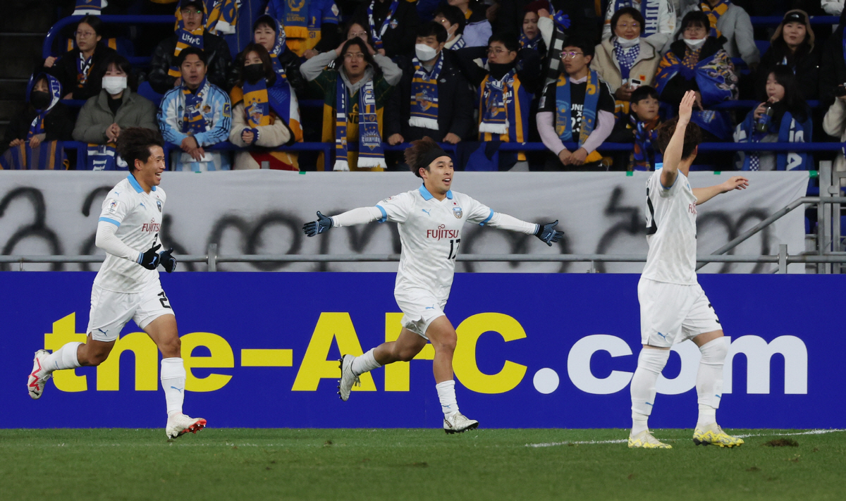 [ACL 현장리뷰]'K리그 챔피언' 울산, 천신만고 끝 ACL 16강 진…