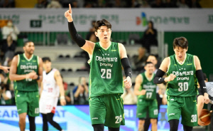 프로농구 시즌 1~2라운드 평균 득점↑…KBL 경기 분석