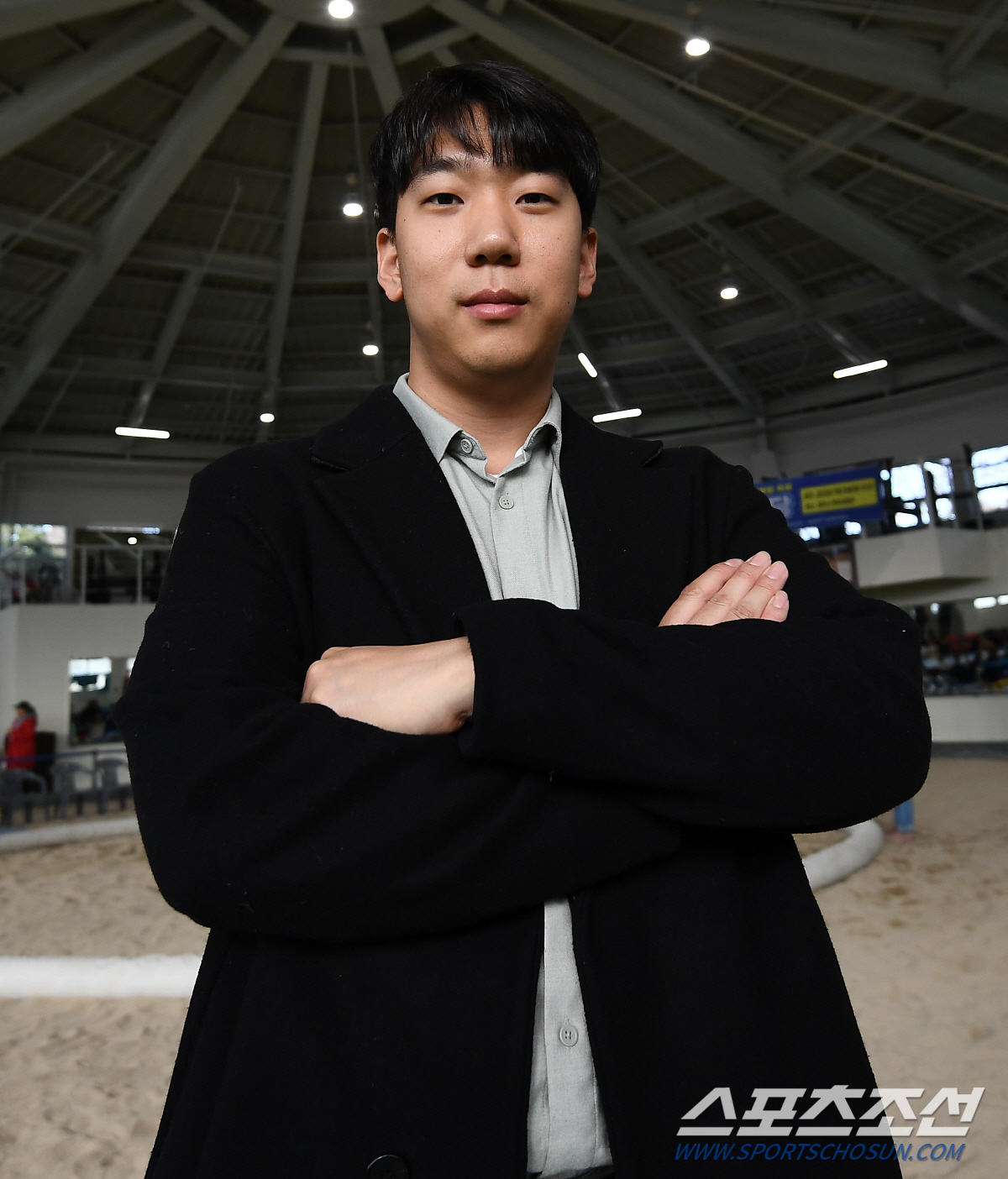 "으랏차차!K씨름" 세기의 라이벌,이태현X황규연이 제주 청스한 모래판에 …