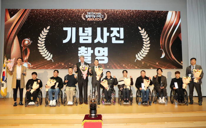 '춘천 창단 첫 통합우승 견인'조승현 MVP-조동기 감독 감독상...신인…