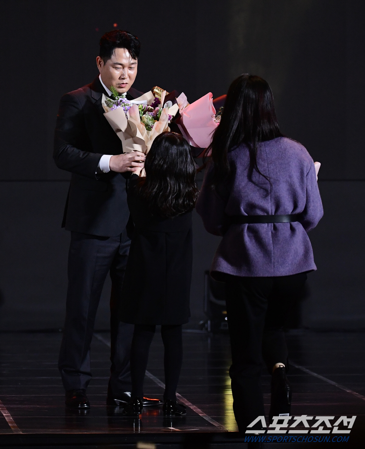 "제가 이겼죠. 밥 먹어야죠" 13년째 이어진 포수 '양강' 체제, 이색…