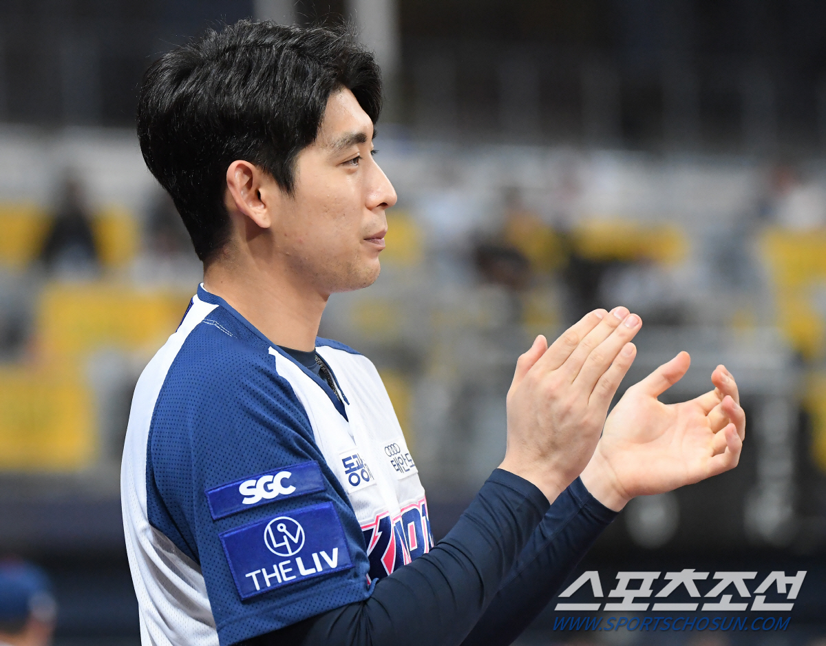 '15타수 무안타 6K' 1억불의 남자, '천적'과 재회…큰무대에선 다를…