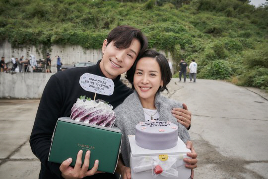 '42세' 조여정, 볼 통통 과거사진에 현타 "갑자기 나이 실감나"