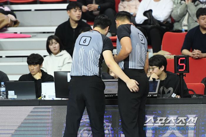 [류동혁의 이슈분석] 남자프로농구의 이상한 '마녀사냥', 불안한 판정기준…