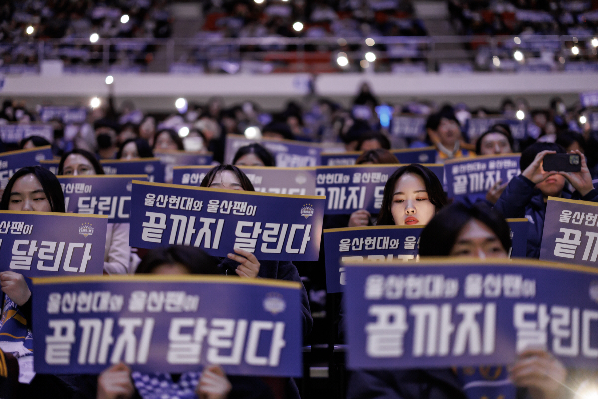 "어제 내린 눈이야 보이지도 않아" 홍명보 감독 '명언' 최고 화제…토크…