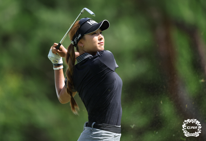 팽팽히 맞선 이사회, KLPGA 윤이나 징계 경감 논의 '내년으로'