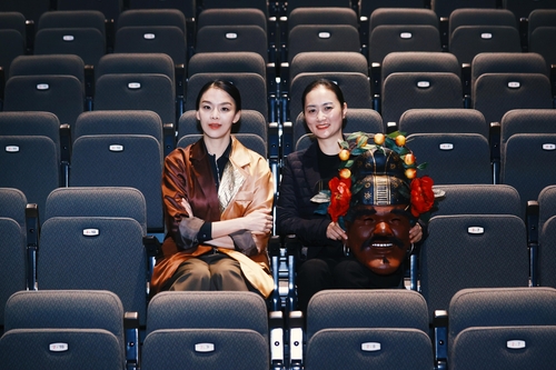 전통춤에 현대 옷 입힌 박수정·홍연지 "새로움 찾는 도전"